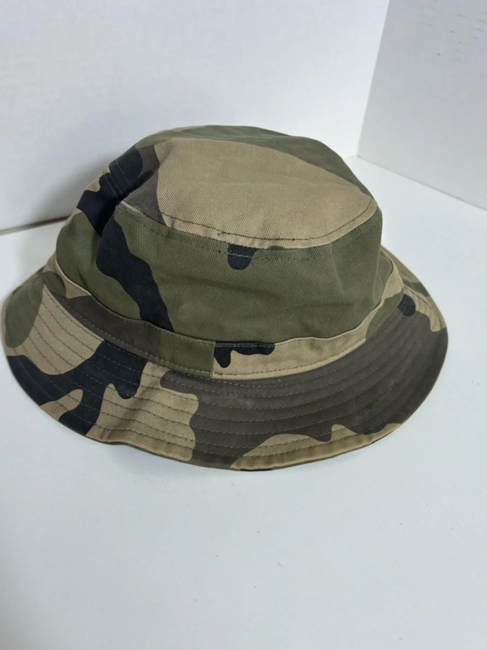 Adidas Camo Bucket Hat - Picture 3 of 7